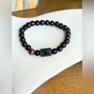 Taurus Zodiac Beaded Stretch Bracelet Black Glossy Beads Bull Symbol Charm